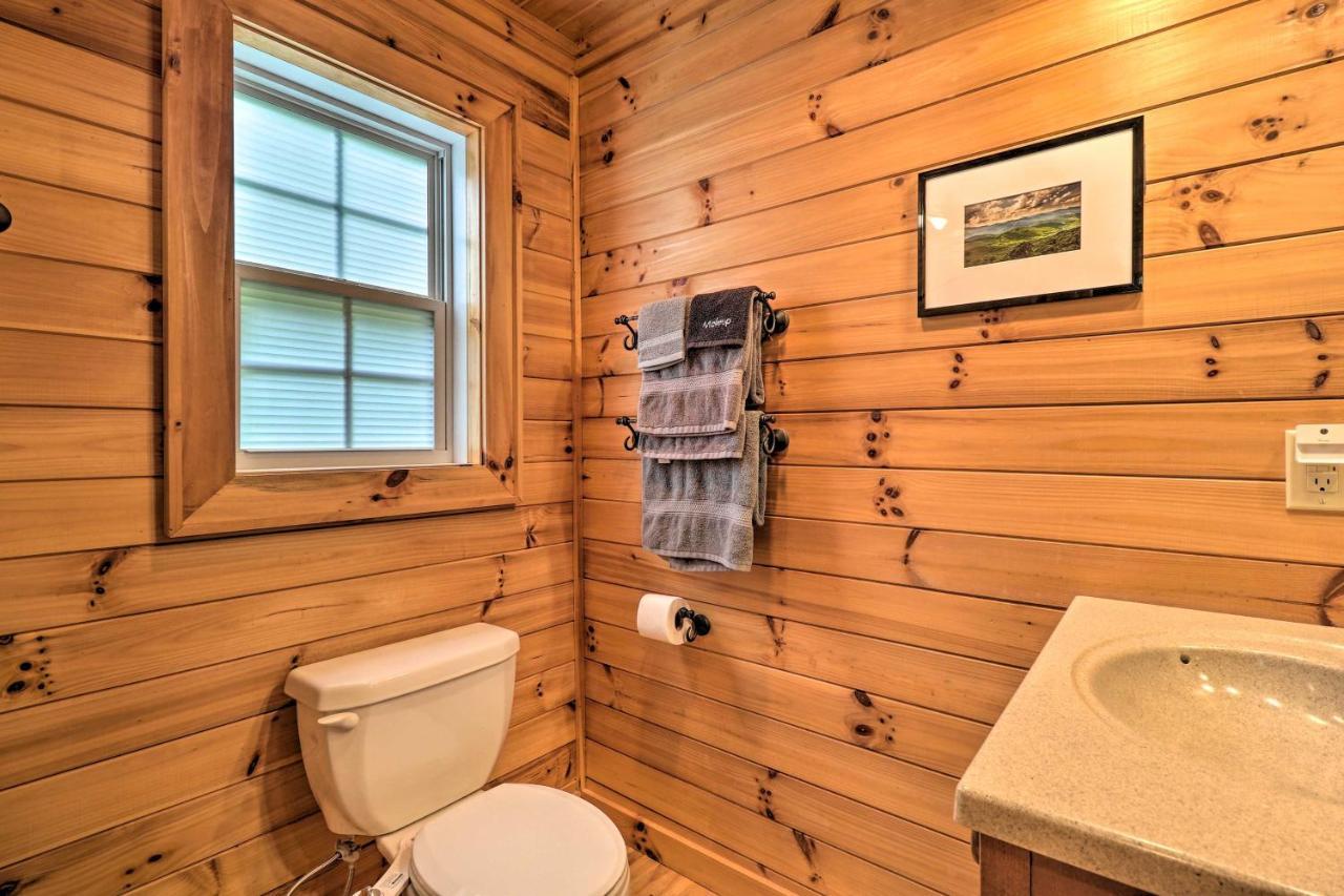 Cozy Boone Cabin With Deck Close To Downtown! מראה חיצוני תמונה